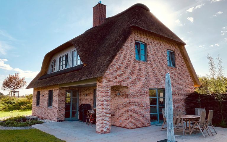einfamilienhaus-unter-reet
